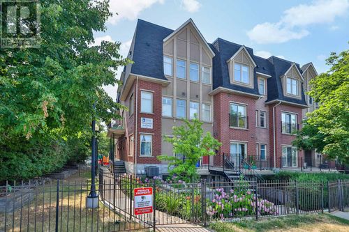 254-1496 Victoria Park Ave, North York, ON, M4A2M6 | Card Image