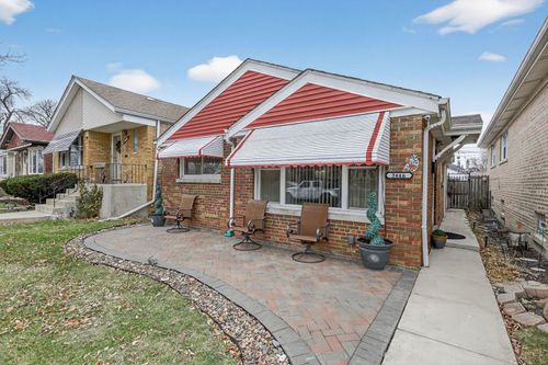 3446 W 74th St, Chicago, IL, 60629-3518 | Card Image