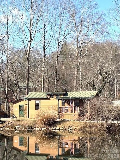 129 Mallard Loop, Waynesville, NC, 28785-8883 | Card Image