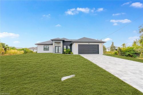 140 Pennfield St, LEHIGH ACRES, FL, 33974-9429 | Card Image