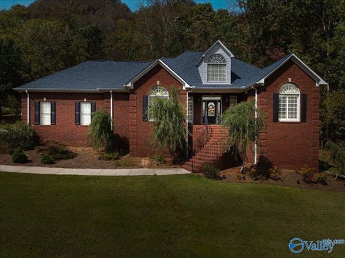 200 Quail Ridge Rd, Oneonta, AL, 35121-3047 | Card Image