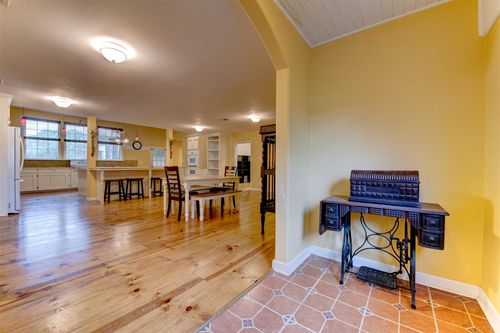 1137 Fm 1406 Rd, Winnie, TX, 77665-8626 | Card Image