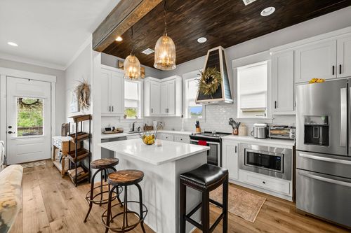 71 Childers Ln, Freeport, FL, 32439-6533 | Card Image