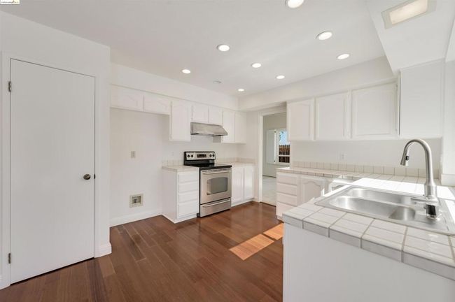 713 Daffodil Dr, House other with 4 bedrooms, 2 bathrooms and 2 parking in Benicia CA | Image 16