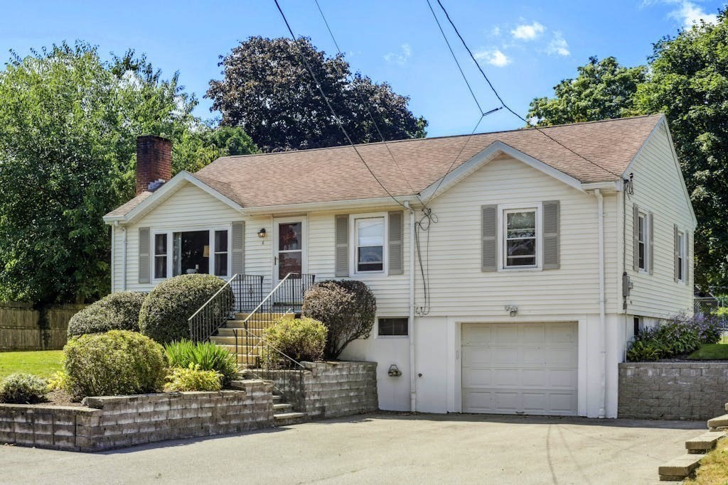 Lakeview Dr, North Grafton, MA 01536