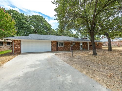 3107 S Lipsey St, Decatur, TX, 76234-4074 | Card Image