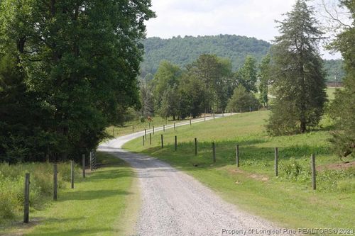 2 Fox Winkler Road, Lenoir, NC, 28645 | Card Image