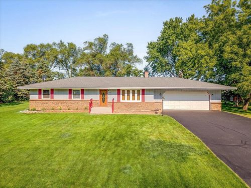 7179 Stillman Valley Rd, Rockford, IL, 61109-5151 | Card Image
