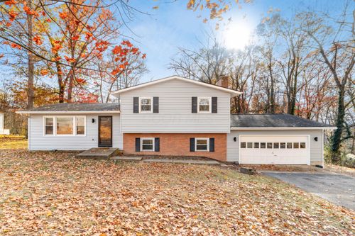 155 Brentwood Dr, Newark, OH, 43055-8755 | Card Image