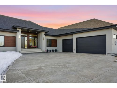 42 Manor Pointe Pl, Sturgeon County, AB, T8T0C7 | Card Image