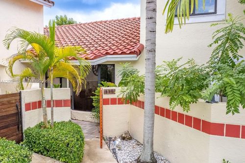 1111 San Remo Cir, Homestead, FL, 33035-1138 | Card Image