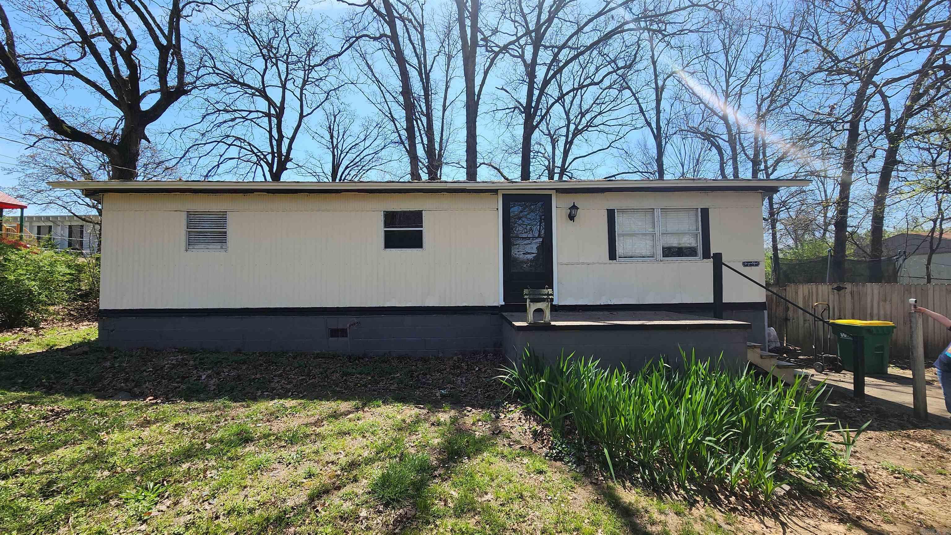 Oak Grove Rd, North Little Rock, AR 72118