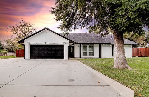 1505 Aspen Ct, Mansfield, TX, 76063-2902 | Card Image