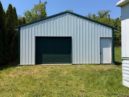 1329 Honaker Ln, Brookville, IN, 47012-8901 | Card Image