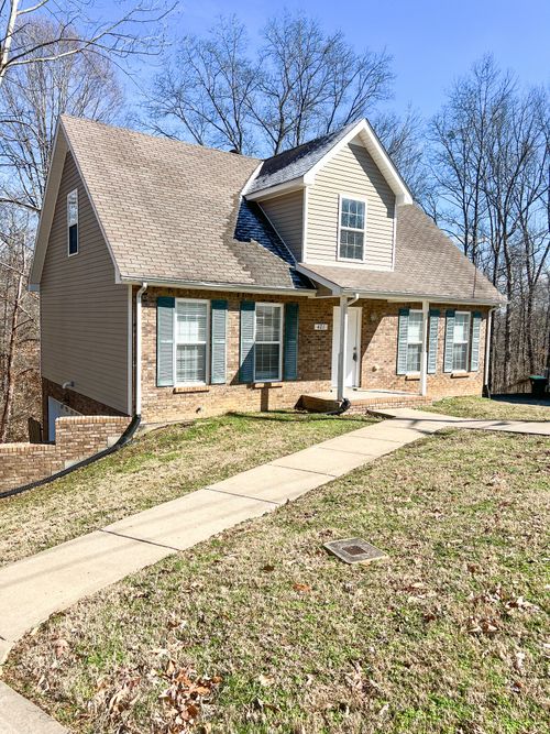 421 Sarah Dr, Clarksville, TN, 37042 | Card Image