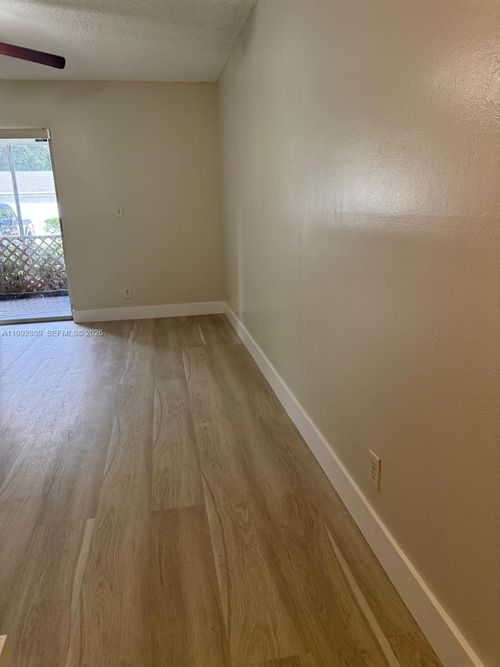 apt-304-5760 Rock Island Rd, Tamarac, FL, 33319-2894 | Card Image