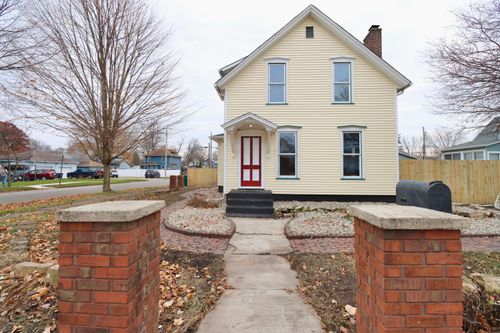 330 Virginia Ave, La Porte, IN, 46350-4035 | Card Image