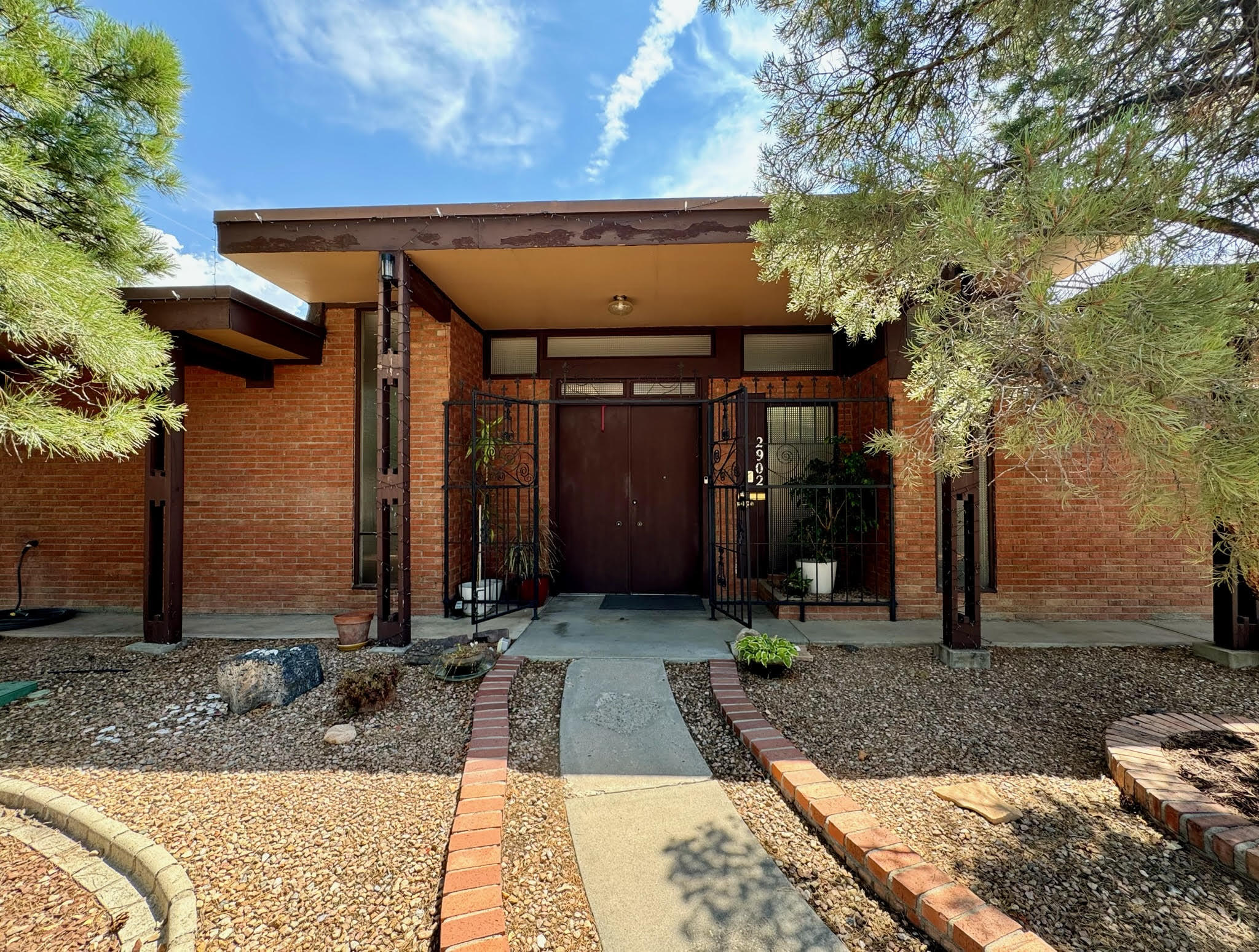 LA Camila Rd, Albuquerque, NM 87111
