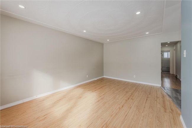 140 Brant Ave, House other with 5 bedrooms, 2 bathrooms and 4 parking in Guelph ON | Image 8