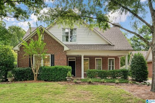525 Alston Park Dr, Vestavia, AL, 35242-7425 | Card Image