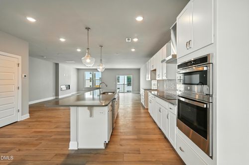 201-1232 S Person St, Raleigh, NC, 27601-2653 | Card Image