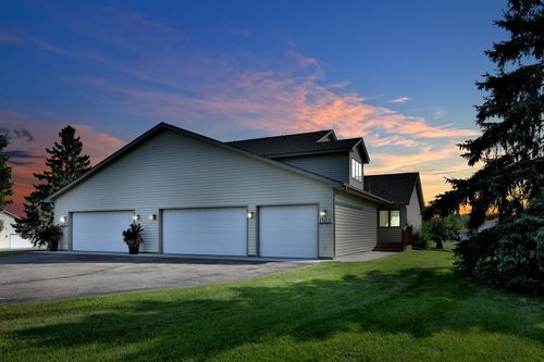 13031 Mulligan Ct, Lindstrom, MN, 55045-8378 | Card Image