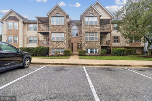 202-2040 Alice Ave, OXON HILL, MD, 20745-3576 | Card Image