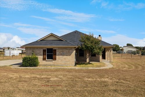 1008 Chestnut Dr, Venus, TX, 76084-3620 | Card Image