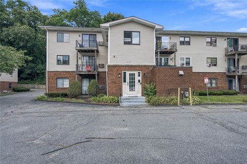 67-79 Ivan St, North Providence, RI, 02904-4831 | Card Image