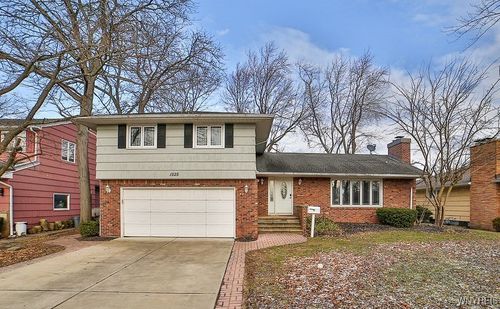 1525 Red Jacket Road, Grand Island, NY, 14072 | Card Image