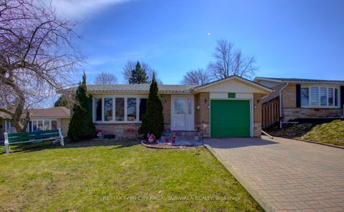 173 Hazelglen Dr, Kitchener, ON, N2M2E6 | Card Image