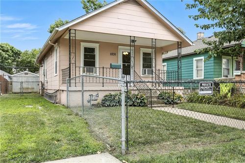 1231 E 23rd Ave, North Kansas City, MO, 64116-3370 | Card Image