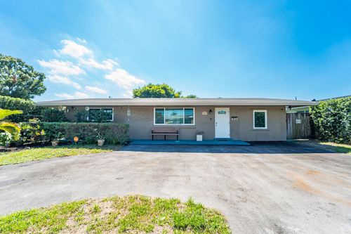 8800 Nw 15th Street, Pembroke Pines, FL, 33024 | Card Image