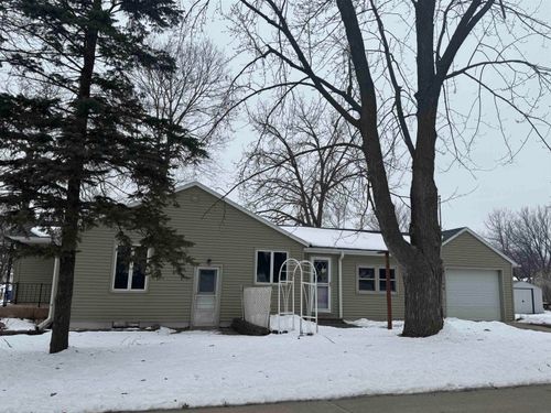 1611 Bailey St., Charles City, IA, 50616 | Card Image