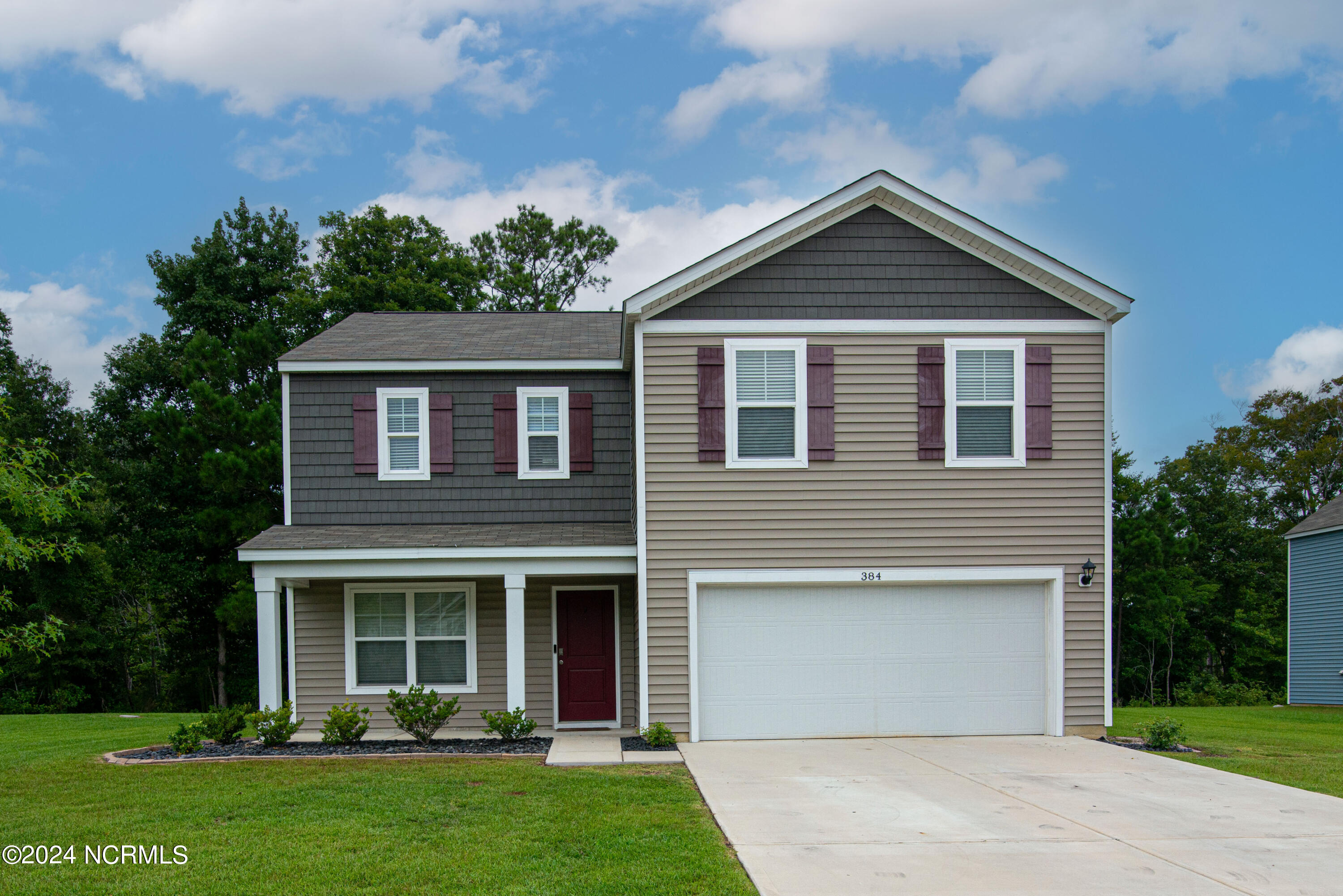 High Ridge Ct, Sneads Ferry, NC 28460