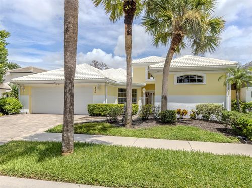 210 Vestavia Dr, Venice, FL, 34292-3161 | Card Image