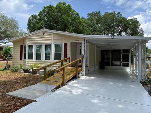 13957 County Road 109d, LADY LAKE, FL, 32159-8990 | Card Image