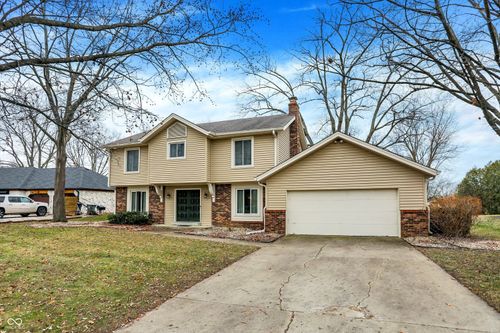 552 Coventry Way, Noblesville, IN, 46062 | Card Image