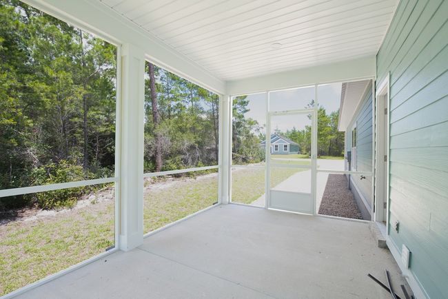 1692 Landing St, House other with 3 bedrooms, 2 bathrooms and 3 parking in Carrabelle FL | Image 8