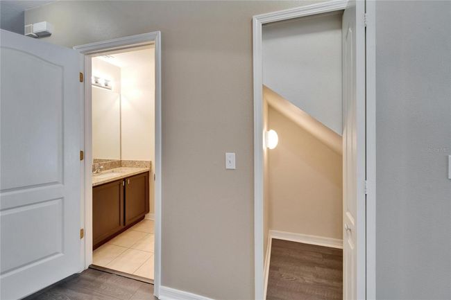 15787 Fishhawk Falls Dr, Townhouse with 2 bedrooms, 3 bathrooms and null parking in Lithia FL | Image 17