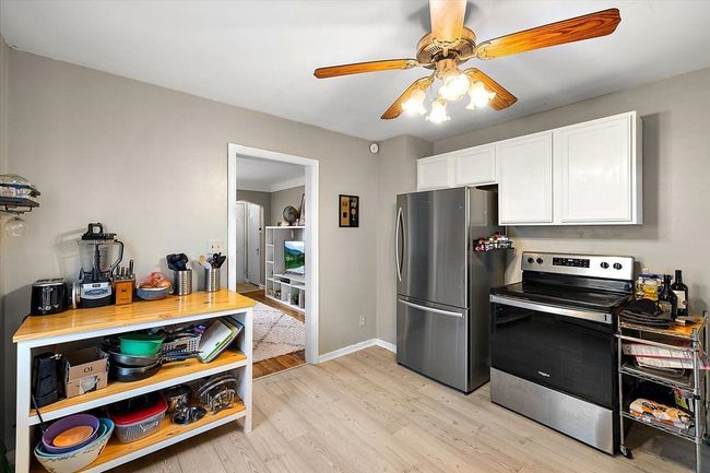 110 W Shevlin Ave, House other with 2 bedrooms, 1 bathrooms and null parking in Hazel Park MI | Image 10