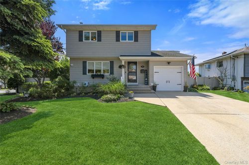 2448 Wallen Lane, Hempstead, NY, 11710 | Card Image
