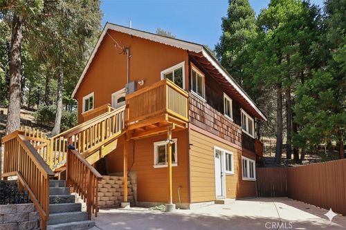 413 Wald Ct, Crestline, CA, 92325-9148 | Card Image