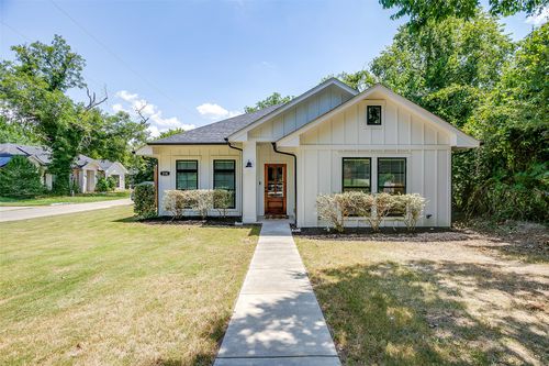 114 Tuggle St, Waxahachie, TX, 75165-3804 | Card Image