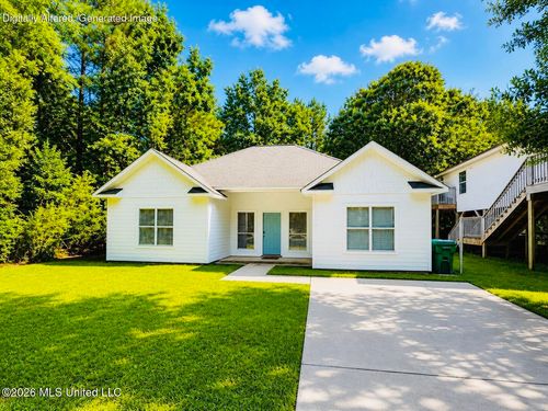 6265 W Itawamba St, Bay Saint Louis, MS, 39520-8566 | Card Image