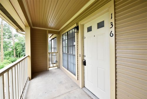 apt-136-1311 Antoine Dr, Houston, TX, 77055-6975 | Card Image