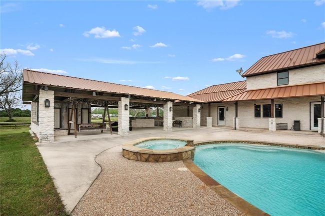 9474 Fm 524 Rd, Home with 5 bedrooms, 5 bathrooms and 3 parking in Sweeny TX | Image 39
