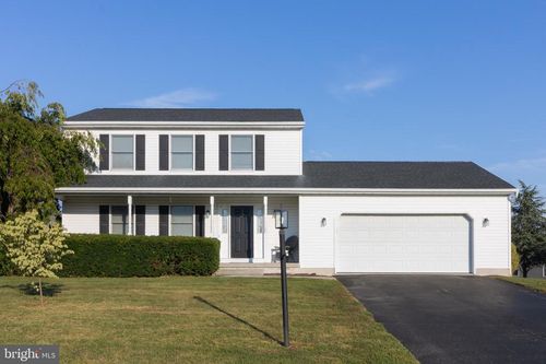 87 Lion Dr, HANOVER, PA, 17331-3849 | Card Image