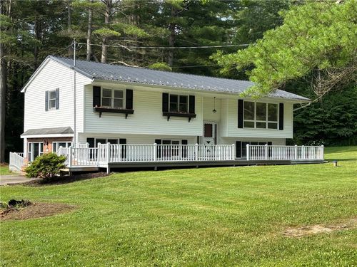 145 Elm Dr, Bainbridge, NY, 13733-3233 | Card Image