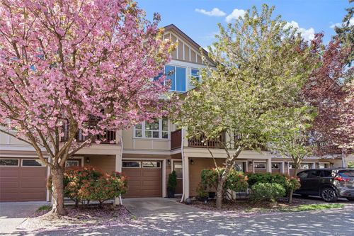 105-827 Arncote Ave, Langford, BC, V9B0C6 | Card Image